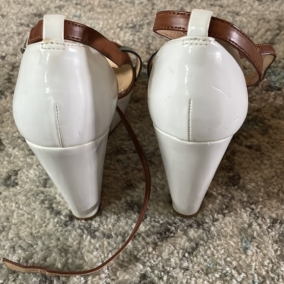 Comfortable wedges! - Picture 3 of 7